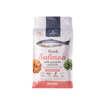 Go Native grain-free cat food bag: Fresh Salmon with pumpkin and kale, sterilised cat, 80% meat content.