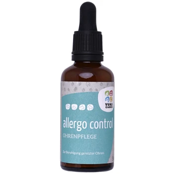 Braune Glasflasche mit einem Tropfer, beschriftet "allergo control" für die Ohrenpflege, mit einem türkisfarbenen Hintergrund und Text in deutscher Sprache.