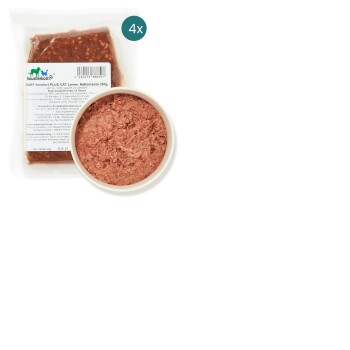 BARF Komfort PLUS CAT Lamm-Hundefutter, 250g Packung gezeigt mit einer Schüssel mit gehacktem Lammfutter, beschriftet mit "4x" in der oberen Ecke.