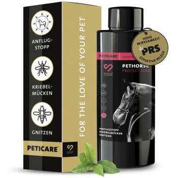 Schwarze Flasche des PETHORSE Protect 2012 Pferdepflegeprodukts mit einem Pferdebild, mit einem Siegel 'Hohe Wirksamkeit' und grünen Blättern.