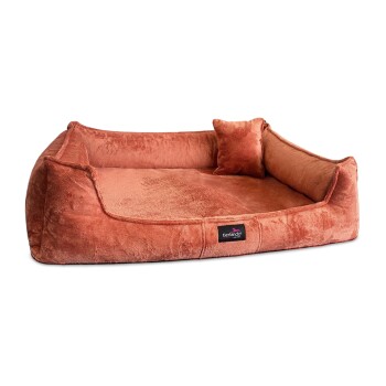 Ein plüschiges, rostfarbenes Haustierbett mit erhöhten Seiten und einem passenden kleinen Kissen, mit einem schwarzen Etikett, das "tierlando" liest.
