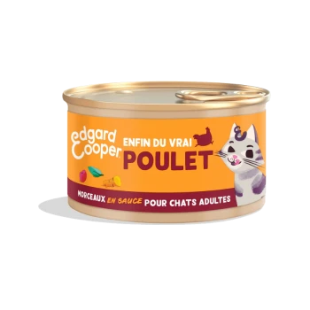 Boîte de nourriture pour chats Edgard Cooper avec un chat de dessin animé et le texte "Enfin du Vrai Poulet" et "Morceaux en sauce pour chats adultes."