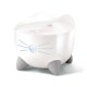Fontaine à eau en forme de chat blanc avec un bol arrondi, des pattes grises et un flux d'eau doux, conçue pour les animaux de compagnie.
