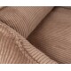Nahaufnahme eines weichen, gerippten Haustierbettes in warmem Beige, mit einer plüschigen Textur und dekorativem geflochtenem Rand.