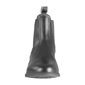 Schwarze Leder-Ankle-Boots mit glatter Oberfläche und elastischen Seitenpaneelen, von vorne betrachtet.