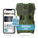 Ein Smartphone zeigt die PetCam-App neben einer grün camouflierte Pet Cam mit der Aufschrift "Pet Cam Trail" und "mit WI-FI Direct!" und 20m Reichweite.