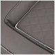 Graues Haustierbett mit einem gesteppten Design und schwarzer Paspel, das eine weiche, bequeme Oberfläche für Haustiere zeigt.