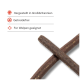 Zwei braune Kau-Sticks für Hunde gekreuzt; sichtbarer Text: 'Hergestellt in Großbritannien; Getreidefrei; Für Welpen geeignet'.