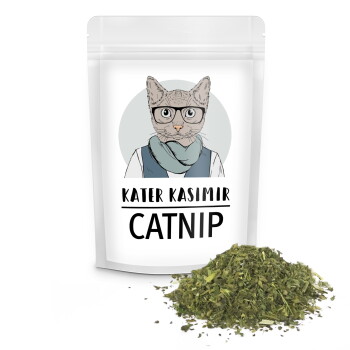 Eine Tüte Katzenminze, beschriftet mit "KATER KASIMIR CATNIP", mit einer illustrierten Katze, die eine Brille und einen Schal trägt, mit loser Katzenminze, die daneben verschüttet ist.