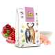 GranataPet DeliCATessen Katzenfutter-Tüte mit illustrierten schwarz-weißen und braun gestreiften Katzen, umgeben von Schmetterlingen und Granatapfelkernen.