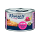 Boîte de nourriture pour chat avec un chat orange joueur, étiquetée "Moments to enjoy," avec un cercle rose indiquant "Thunfisch & Rind" (Thon & Bœuf).