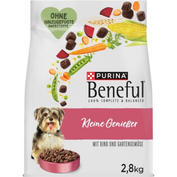 Worek karmy Purina Beneful 2,8 kg z wizerunkiem małego psa i miską oraz warzywami; widoczne napisy: "Ohne hinzugefügte Farbstoffe", "Kleine Genießer", "Mit Rind und Gartengemüse".