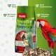 Tüte PANTO Vogelfutter für große Papageien mit Bildern eines Aras und eines Nymphensittichs, Samen und deutschem Text zu den Vorteilen.