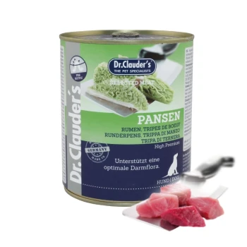 Dosenfutter für Hunde von Dr. Clauder's mit der Bezeichnung 'Pansen' in grüner und blauer Verpackung, mit rohen Fleischstücken daneben.