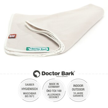 Hundedecke von Doctor Bark in Beige, mit einem grünen Logo, mit Text, der Hygiene, Waschbarkeit bis 95°C und allergiefreundliche Materialien hervorhebt.
