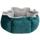 Teal Haustierbett mit einem plüschigen grauen Innenraum und einem sternenmusternden Äußeren, entworfen für Komfort und Stil.
