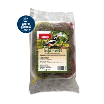 Ein Paket mit Vogelfutterbällen, beschriftet mit "Ganzjahresknödel" für Wildvögel, mit einer Illustration eines Spechts und Nährwertinformationen.