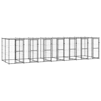 Ein langes, metallisches Haustiergehege mit mehreren geschlossenen Abschnitten und Türen, entworfen, um Haustiere sicher unterzubringen.