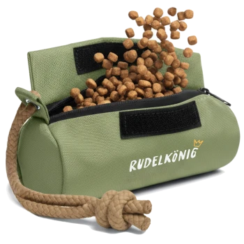 Grüner Leckerli-Beutel für Haustiere mit Kordelzug, der Futter auskippt, mit dem Text 'RUDELKÖNIG' an der Seite.