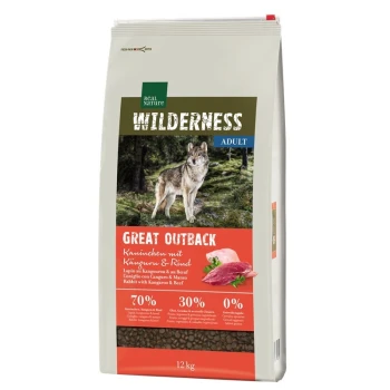 Hundefuttertüte "Wilderness Adult Great Outback" mit einem Wolf im Wald, der 70% Fleisch, 30% Früchte/Gemüse, 0% Körner zeigt.