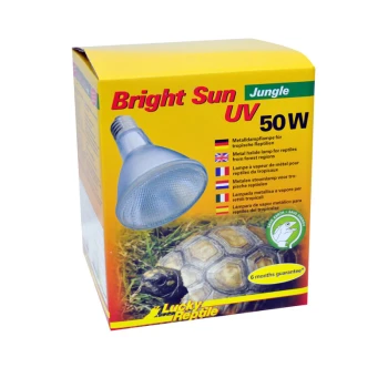 Bright Sun UV Jungle 50 W Box für die "Bright Sun UV 50W" Lampe für tropische Reptilien, mit einer Metallhalogenlampe und einer Schildkröte auf dem Gras.