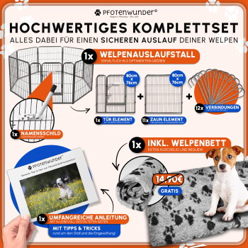 Schwarze Metall-Haustier-Spielzaun-Elemente auf Gras mit einem plastikverpackten Gegenstand und einer Karte mit einem Hund auf einer Wiese, Text "#Pfotenwunder".