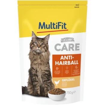 Un sac de nourriture pour chats MultiFit étiqueté "CARE ANTI-HAIRBALL" avec un chat duveteux sur le devant, et un bol de croquettes en dessous.