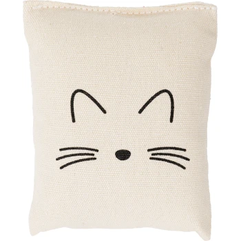 Catnip-Schmusekissen Ein kleines, cremefarbenes Kissen mit einem einfachen, schwarzen Katzenkopfdesign mit spitzen Ohren und Schnurrhaaren.