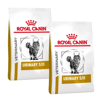 Deux sacs de nourriture pour chats Royal Canin Veterinary Urinary S/O, avec une image en noir et blanc d'un chat sur chaque sac.