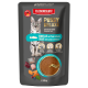 Fleischeslust Katzenfutter-Beutel Pussy Deluxe — Forelle mit Pute & Hühnchen Pâté, 85 g, getreidefreies Alleinfuttermittel