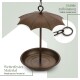 Braunes Metallvogelhaus mit einem Regendach und runder Basis, mit der Aufschrift "Stabile Aufhängung" und "Wetterfestes Material."