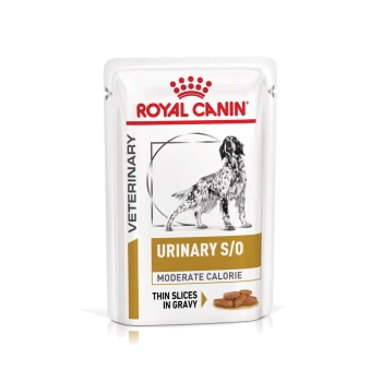 Royal Canin Veterinary Urinary S/O Nassfutterbeutel für Hunde mit Hundeillustration, Beschriftungen ‚Moderate Calorie‘ und ‚Thin Slices in Gravy‘.