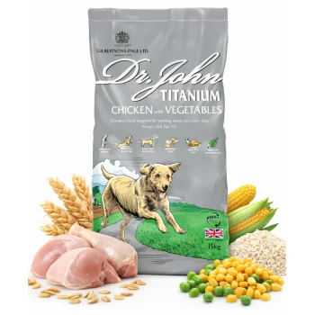 Hundefutterbeutel mit "Dr. John Titanium" mit Huhn und Gemüse, 25 % Protein, 15 % Fett und Vorteilen für aktive Hunde.