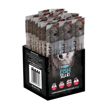 Display-Box mit Fish Sticks Hundesnacks mit Wolfs-Grafik, mehrere Stickpacks, Aufschrift 'COMPLEMENTARY FOOD FOR DOGS'.