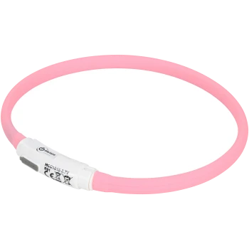 Un collier pour animal de compagnie rose avec une unité de contrôle blanche comportant un interrupteur marche/arrêt et des symboles de sécurité, conçu pour la visibilité.