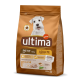Sac de nourriture pour chiens étiqueté "Ultima" pour les petits chiens adultes de moins de 10 kg, présentant un chien souriant, avec du poulet comme ingrédient principal.