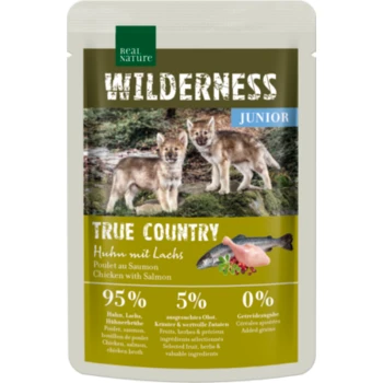 WILDERNESS Nassfutter Hund, Junior, True Country Huhn mit Lachs 12x100 g Beutel mit "Wilderness Junior True Country" Haustierfutter mit zwei Wolfwelpen, enthält 95% Huhn und Lachs, 5% Früchte und Kräuter.
