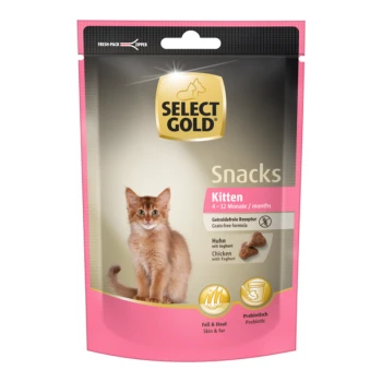 Snacks Kitten Huhn mit Joghurt 4x75g Wählen Sie Goldsnacks für Kätzchen, mit einem flauschigen orangefarbenen Kätzchen auf der Verpackung, beschriftet mit "Getreidefreie Formel" und "Huhn mit Joghurt."