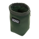 Grüner Hundeleckerlitasche mit einem Kordelzug oben, mit einem schwarzen Logo, das "DOOG Dog Owners Outdoor Gear" liest.