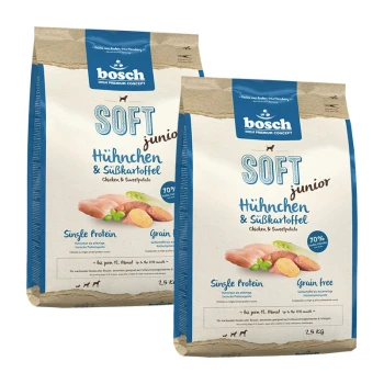 Zwei Säcke Bosch Soft Junior Hundefutter, mit Huhn und Süßkartoffel, gekennzeichnet als getreidefrei und mit einer Proteinquelle, jeweils 2,5 kg.