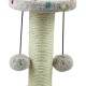 Kratzbaum für Katzen mit einem plüschigen Oberteil und zwei hängenden Pompons, mit einem natürlichen Sisal-Seil-Boden zum Kratzen.
