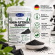 Behälter mit der Aufschrift „Premium‑Futterkohle Granulat“, Haufen schwarzer Granulate und gelbe Schale mit Nassfutter; Banner „natürliche“ und „Darm‑Balance“.
