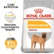 Royal Canin Dermacomfort Medium Hundefutterbeutel mit einer Shar Pei-Illustration, die die Hautpflegeernährung und ein spezielles Rezept betont.