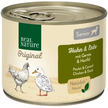Dosen-Haustierfutter mit der Aufschrift "Real Nature Original" für Senioren, mit Huhn und Ente, Gerste und Hanföl, illustriert mit einem Huhn und einer Ente.