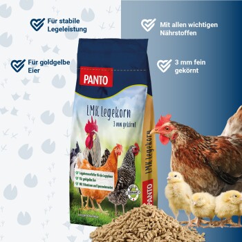 Ein großer Haufen kleiner, zylindrischer Haustierfutterpellets in hellbrauner Farbe, geeignet für verschiedene kleine Tiere.