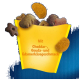 Haustierleckerlis in verschiedenen Formen, die aus einer gelben Tüte fallen, mit dem Text "Mit Cheddar-, Gouda- und Edamerkäsegeschmack."