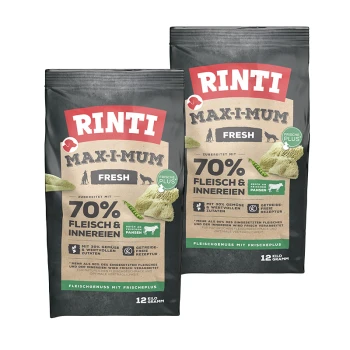 Zwei Beutel Rinti Max-I-Mum Fresh Hundefutter, jeweils mit "70% Fleisch & Innereien" und "12 Kilo Gramm" auf der Verpackung.