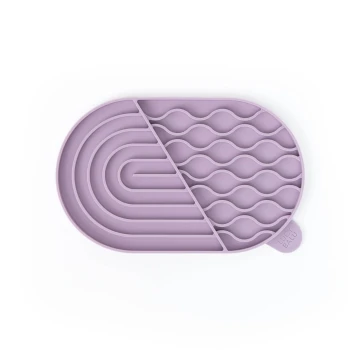 Lila Silikon-Haustierfütterungsmatte mit verschiedenen strukturierten Abschnitten zum Verlangsamen des Essens, mit dem Markennamen "LUCY BALU."