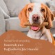 Ein glücklicher Beagle, der einen Kaustick im Mund hält, mit Textüberlagerung, die besagt: "Robust und langlebig Kaustab aus Kaffeeholz für Hunde."