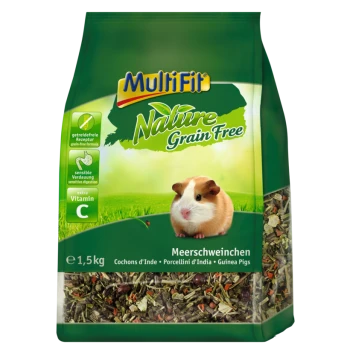 Karma dla świnek morskich MultiFit Nature Grain Free, z wizerunkiem świnki morskiej z przodu, z tekstem wskazującym "dodatkowa witamina C" i "1,5 kg."
